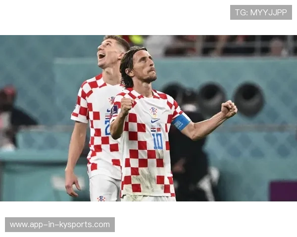 克罗地亚队客场战胜斯洛文尼亚，晋级形势一片光明，克罗地亚vs斯洛文尼比分预测