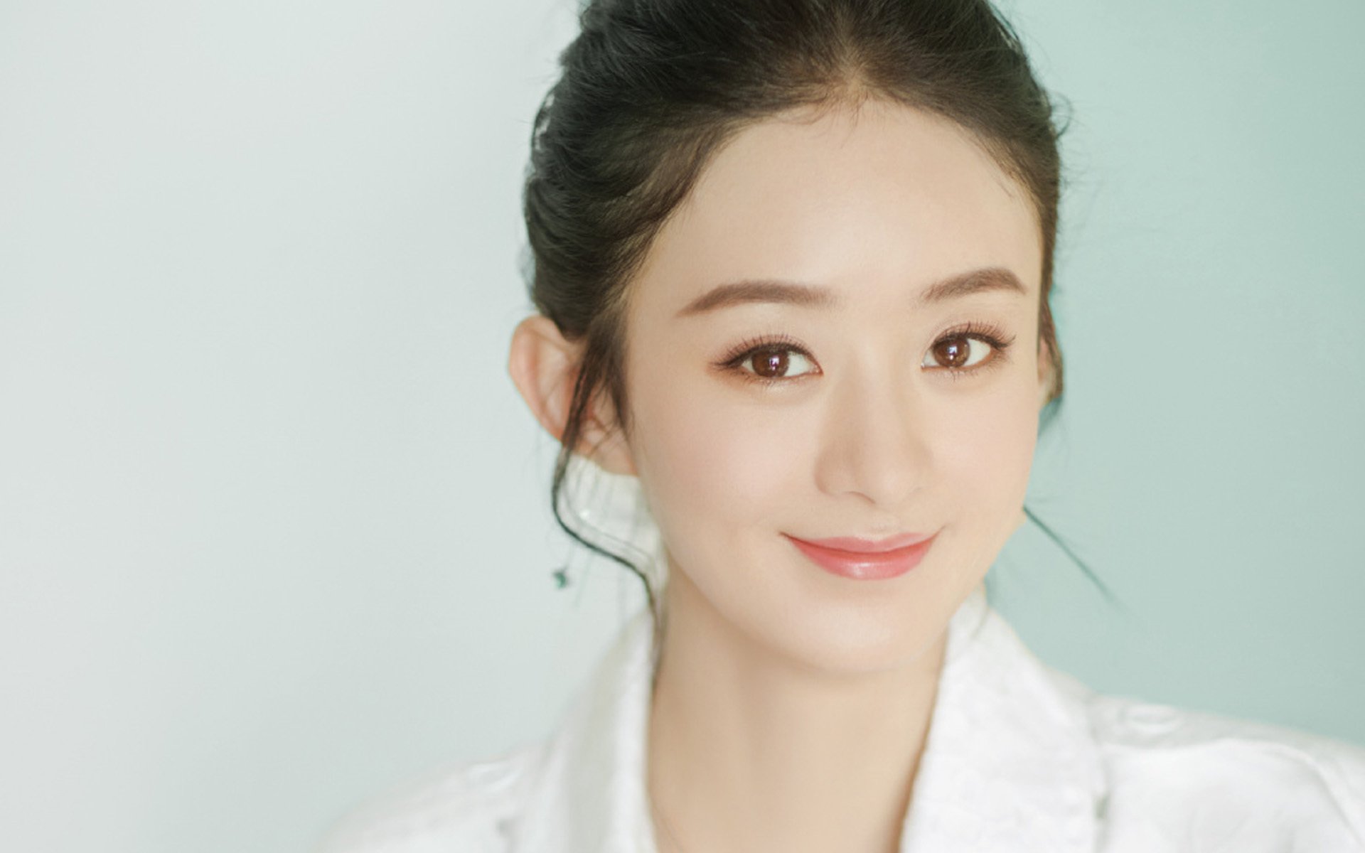 C罗为队友庆生现场气氛其乐融融，c罗为队友庆生现场气氛其乐融融的图片